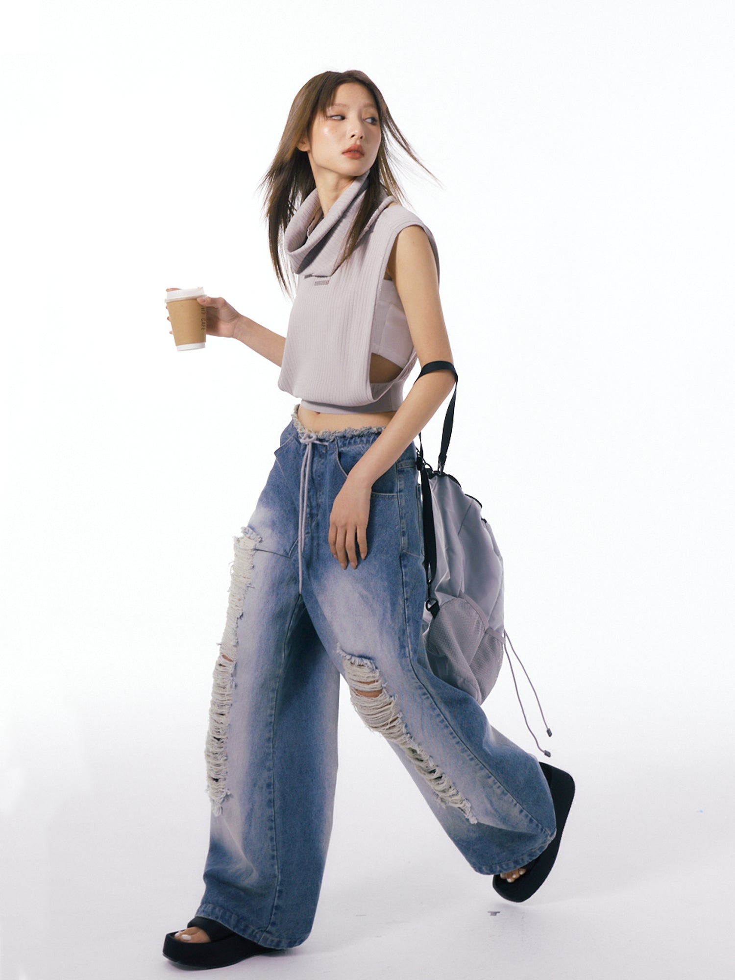 RETRO BLUE WASHED JEANS WITH HOLES